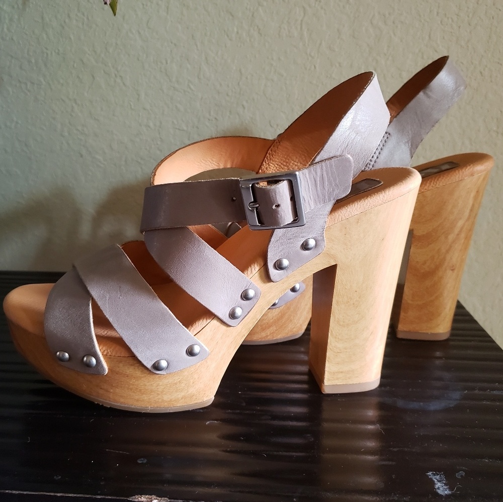 Kork Ease Nude High Heels Strappy Sexy